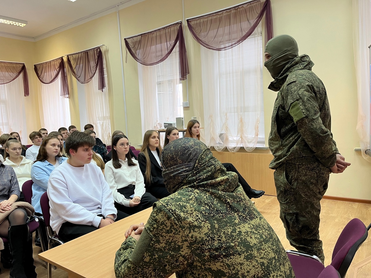 Встреча учащихся, педагогов с участниками СВО.